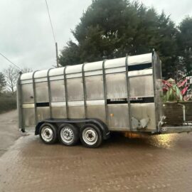 IFOR WILLIAMS TA510G3-14 3.5 TON TRI AXLE CATTLE/SHEEP TWIN DECK LIVESTOCK TRAILER – HIGH SPEC