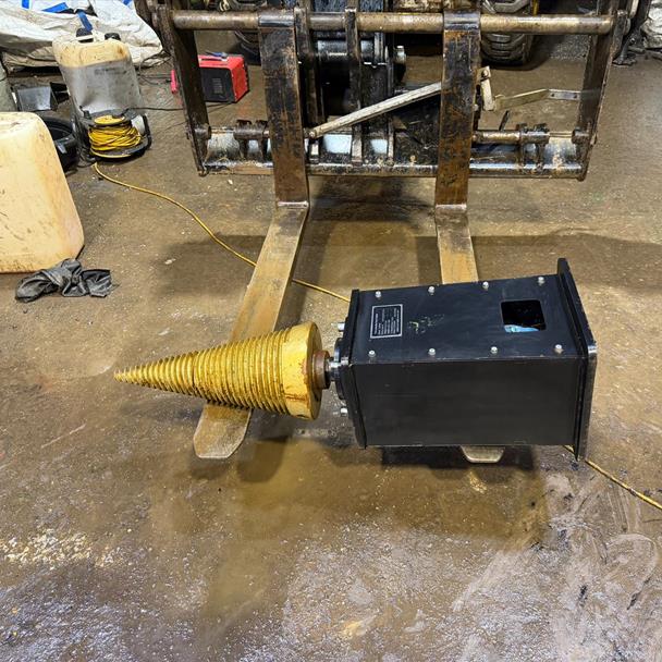 NEW/UNUSED 2025 CAPTOK CK-NWS38 38” CONE STUMP SPLITTER
