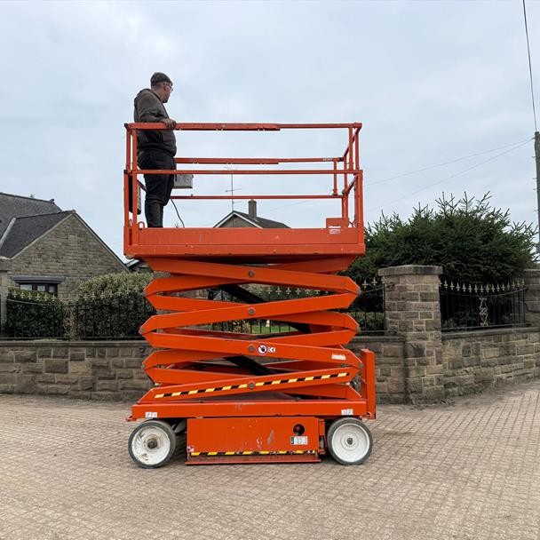 2018 SKYJACK SJIII-4626 9.9MTR ELECTRIC SCISSOR LIFT