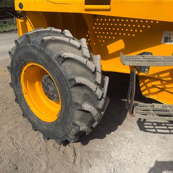 2018 JCB dumper for sale in Pilsley, Chesterfield — photo 3
