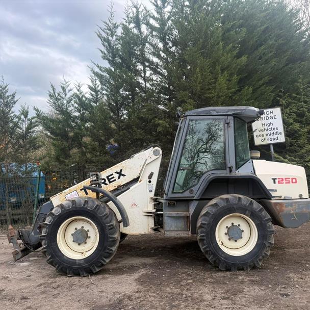 2007 TEREX T252 2.5 TON 6MTR 4WD ARTICULATED TELESCOPIC LOADING SHOVEL TELEHANDLER