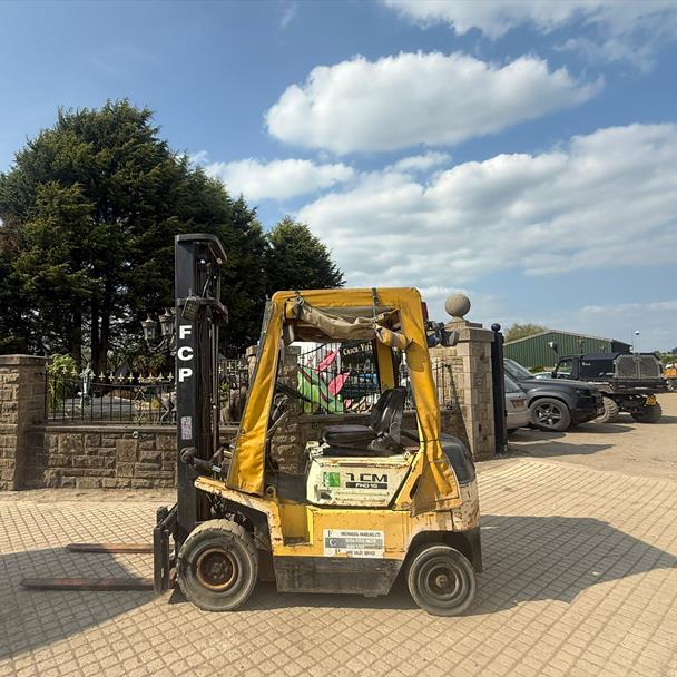 TCM FHD15 1.5 Ton Diesel Counterbalance Forklift