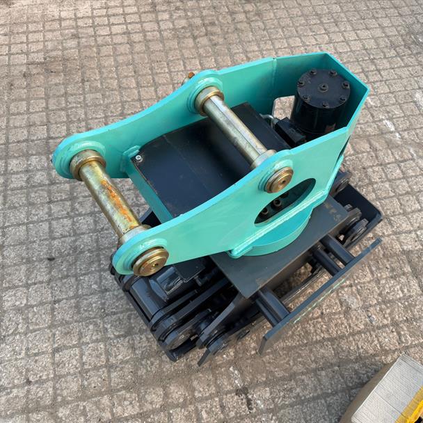 2025 excavator for sale in Pilsley, Chesterfield — photo 3