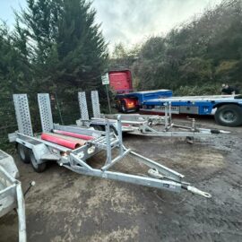 2017 INDESPENSION AD2000 2.7 TON TWIN AXLE PLANT TRAILER