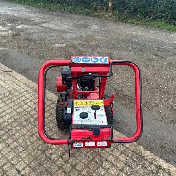 2020 stump grinder for sale in Pilsley, Chesterfield — photo 4