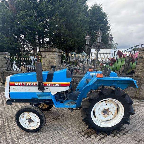 Mitsubishi tractor for sale in Pilsley, Chesterfield — photo 2
