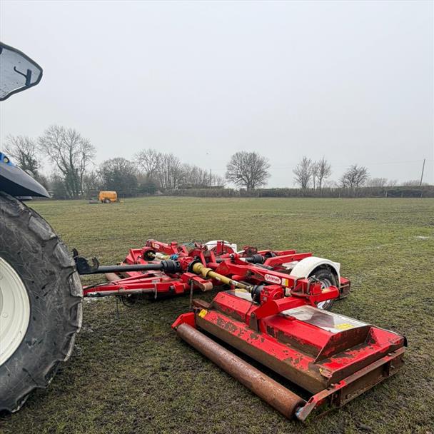 2012 mower for sale in Pilsley, Chesterfield — photo 2