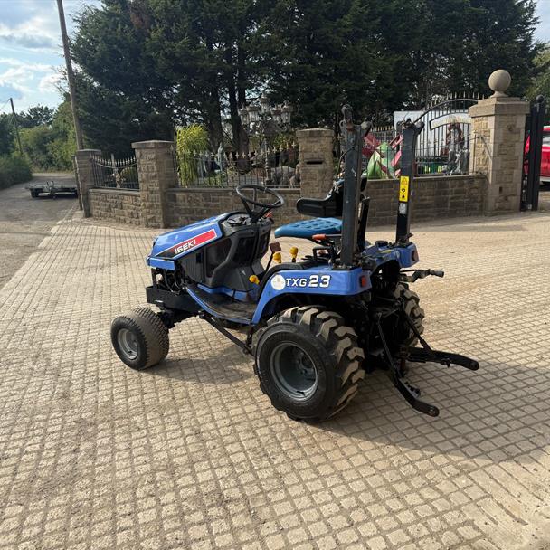 ISEKI TXG23 23HP 4WD COMPACT TRACTOR tractor for sale in Pilsley, Chesterfield — photo 4