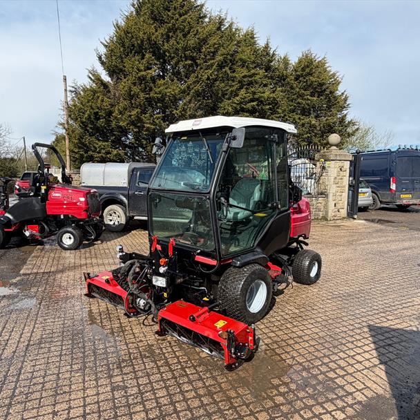 2012 TORO LT3340 4WD 3 GANG RIDE ON CYLINDER MOWER