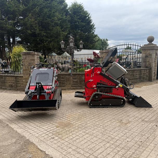 2025 loader for sale in Pilsley, Chesterfield — photo 3
