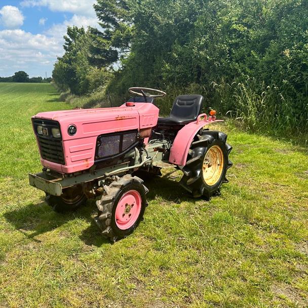 Yanmar tractor for sale in Pilsley, Chesterfield — photo 2