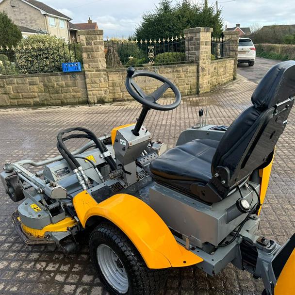 2008 mower for sale in Pilsley, Chesterfield — photo 4