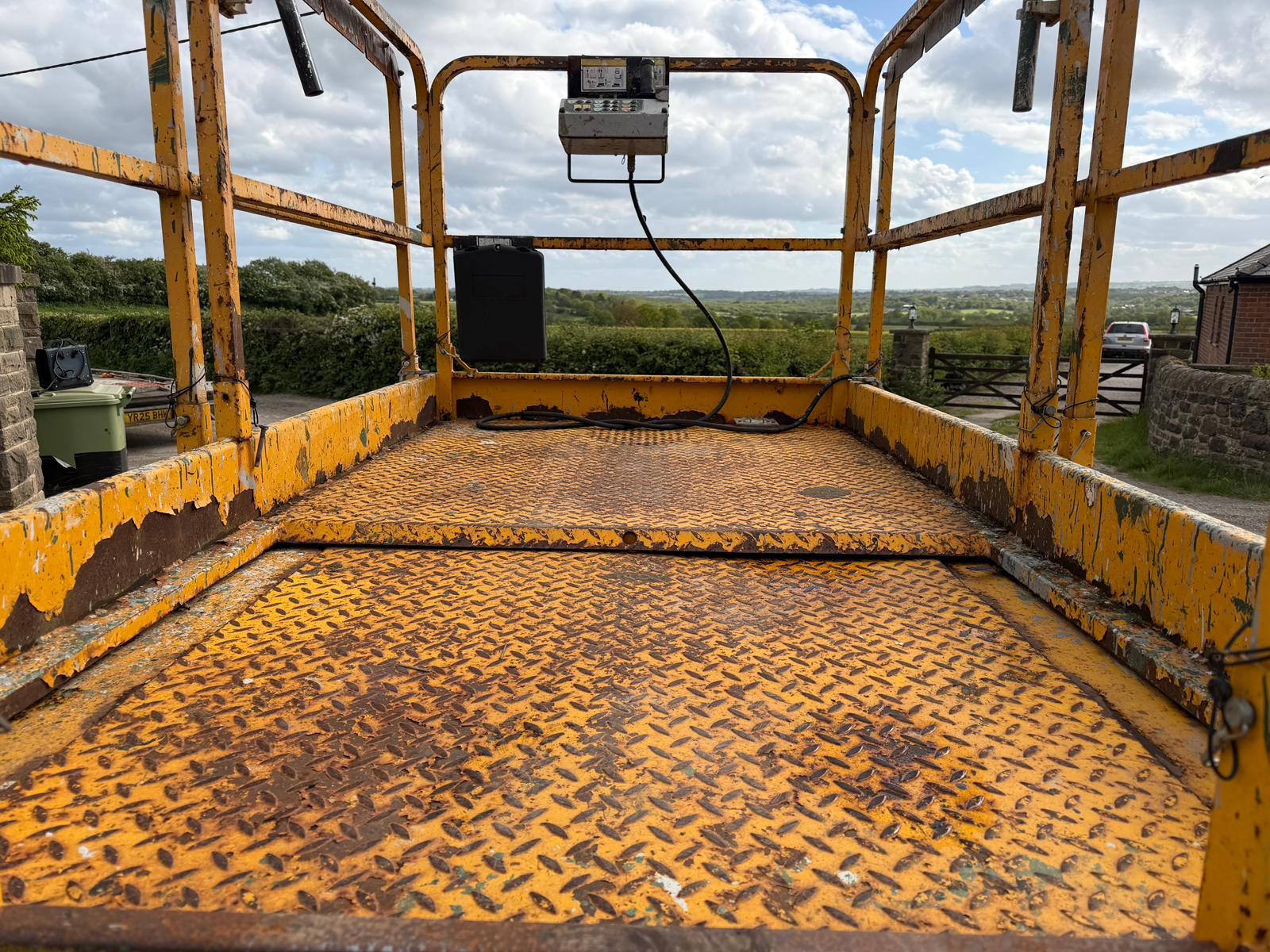 2014 Haulotte scissor lift for sale in Pilsley, Chesterfield — photo 11