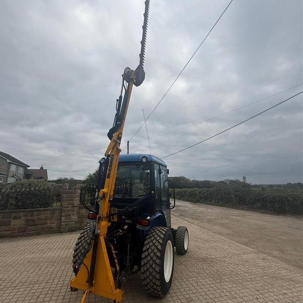 McConnel tractor for sale in Pilsley, Chesterfield — photo 3