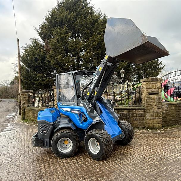 2025 boom lift for sale in Pilsley, Chesterfield — photo 3