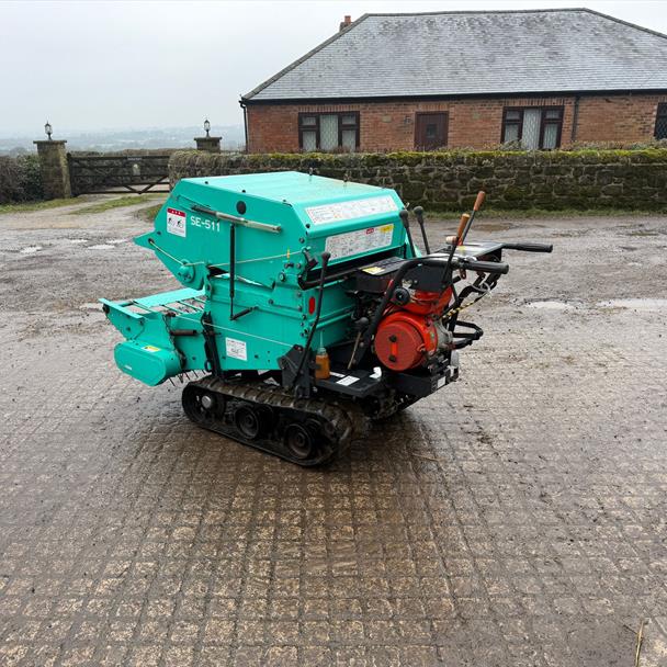 TAKAKITA SE-511B TRACKED COMPACT MINI BALER baler for sale in Pilsley, Chesterfield — photo 5