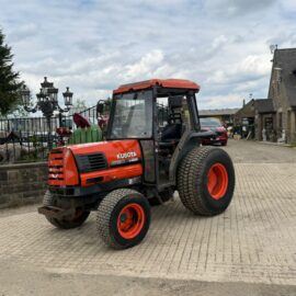 KUBOTA L4200 45HP 4WD COMPACT TRACTOR