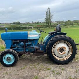 Ford 3000 Super Dextra Vineyard Tractor