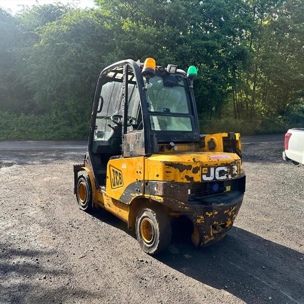 2012 JCB forklift for sale in Pilsley, Chesterfield — photo 2