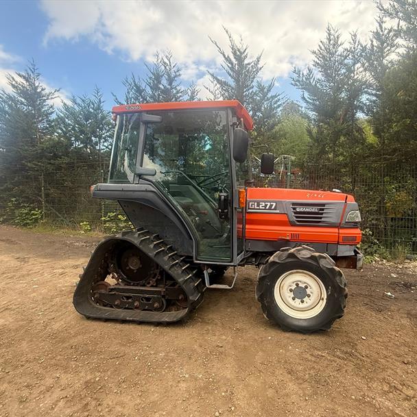 Kubota Grandel GL277 27HP Semi Tracked Crawler Compact Tractor