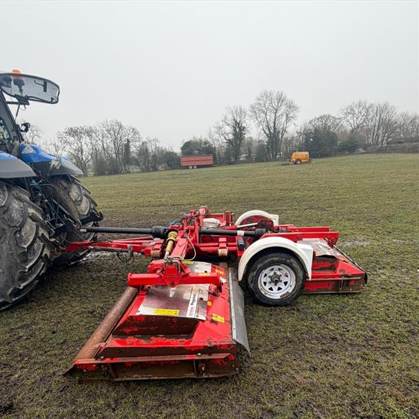 2012 mower for sale in Pilsley, Chesterfield — photo 5