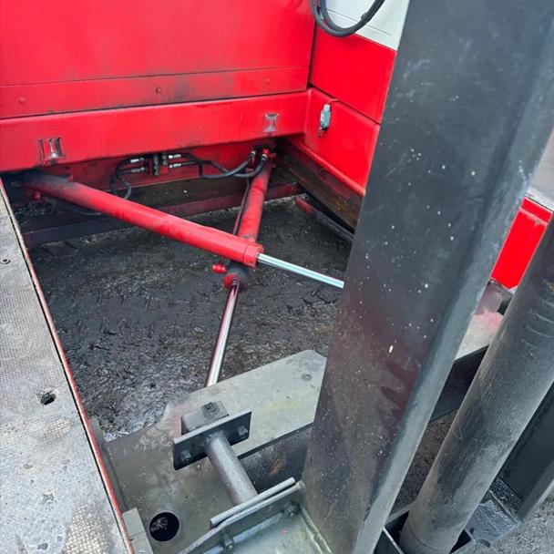 BP HT35KU 3.5 Ton Side Loader Forklift forklift for sale in Pilsley, Chesterfield — photo 5
