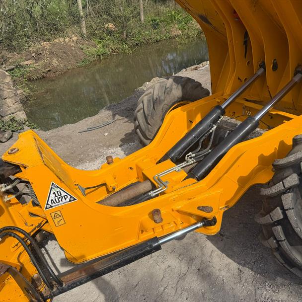 2018 JCB dumper for sale in Pilsley, Chesterfield — photo 4