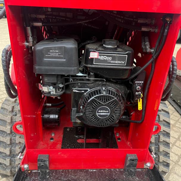 2025 loader for sale in Pilsley, Chesterfield — photo 4