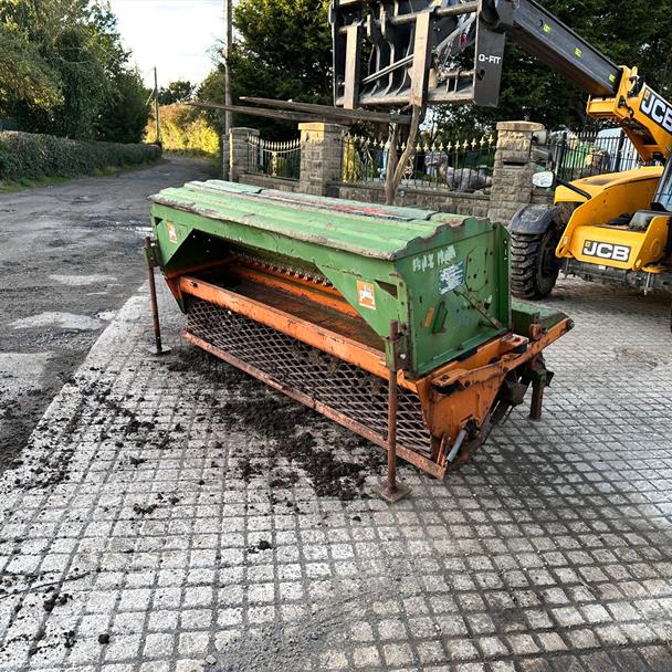 Amazone seed drill for sale in Pilsley, Chesterfield — photo 2