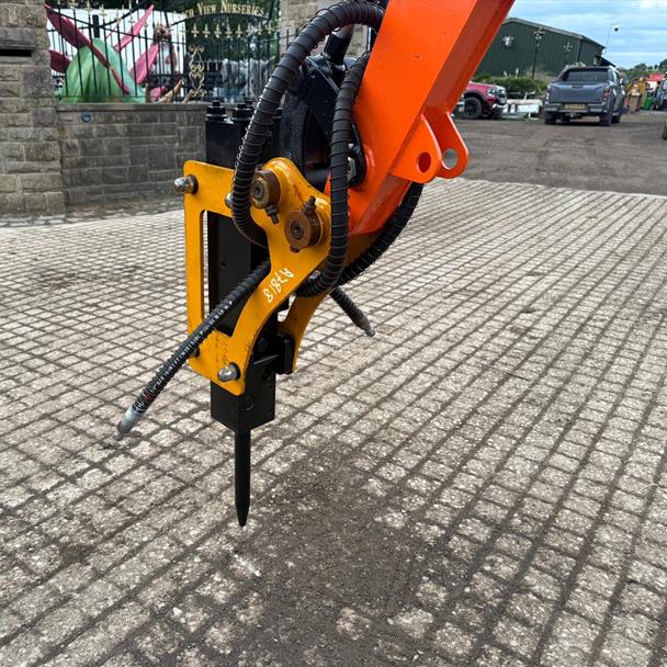 New/Unused SB05 Hydraulic Rock Breaker excavator for sale in Pilsley, Chesterfield — photo 2
