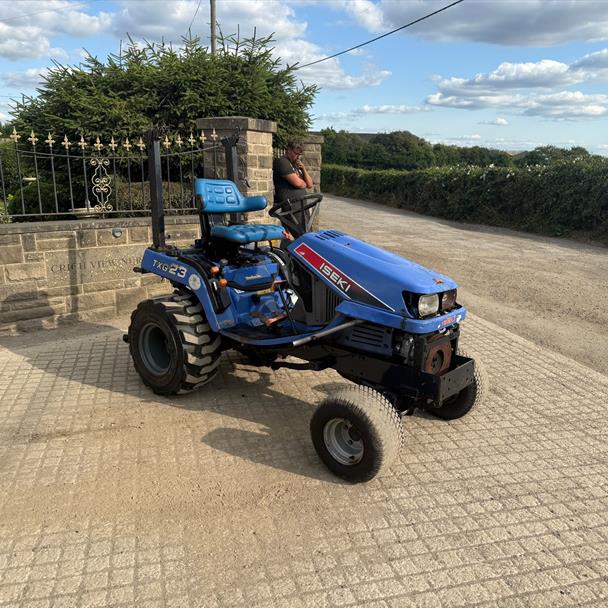 ISEKI TXG23 23HP 4WD COMPACT TRACTOR tractor for sale in Pilsley, Chesterfield — photo 2