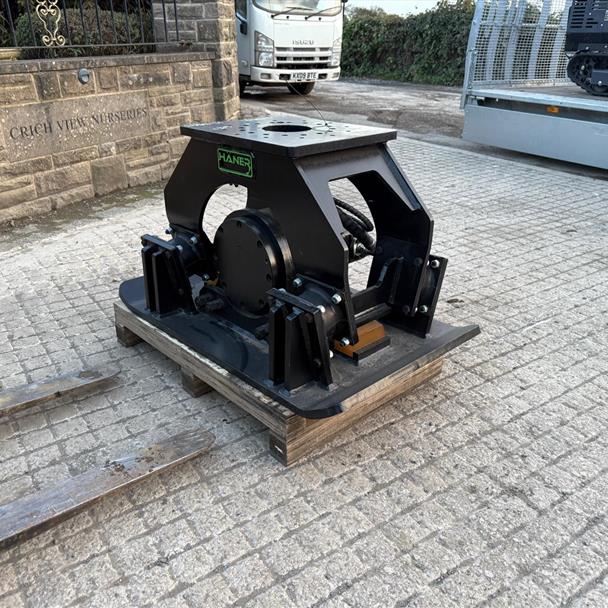 2025 excavator for sale in Pilsley, Chesterfield — photo 4