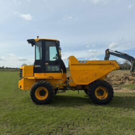 2020/69 JCB 9T-1 FRONT TIP 9 TON STRAIGHT SKIP DUMPER