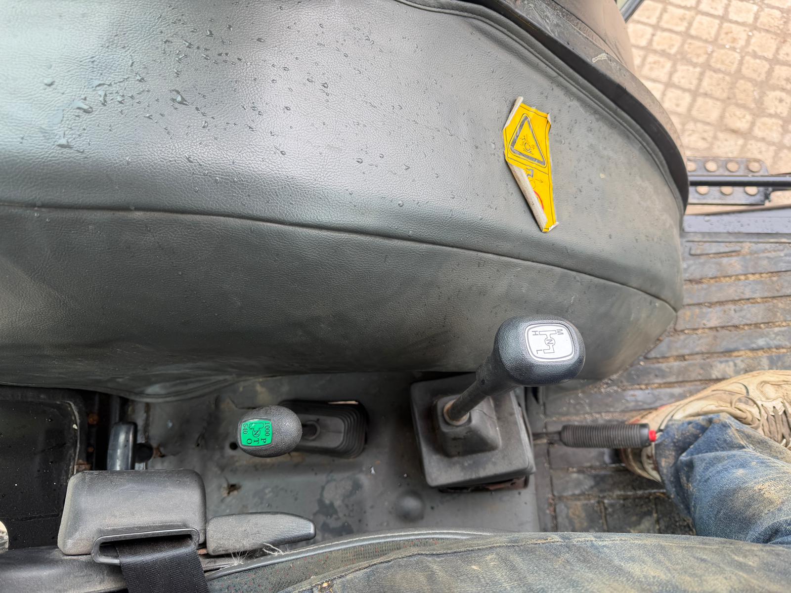 2009 JCB excavator for sale in Pilsley, Chesterfield — photo 3