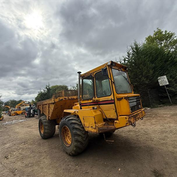 Hydrema dumper for sale in Pilsley, Chesterfield — photo 5