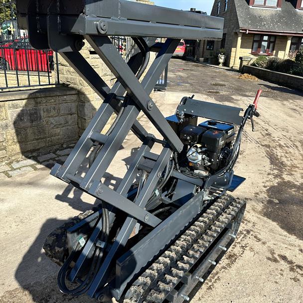UNUSED HAUSER T500 HIGH TIP TRACKED DUMPER dumper for sale in Pilsley, Chesterfield — photo 2
