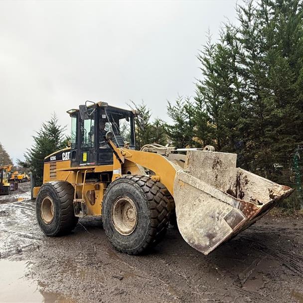 Caterpillar loader for sale in Pilsley, Chesterfield — photo 3