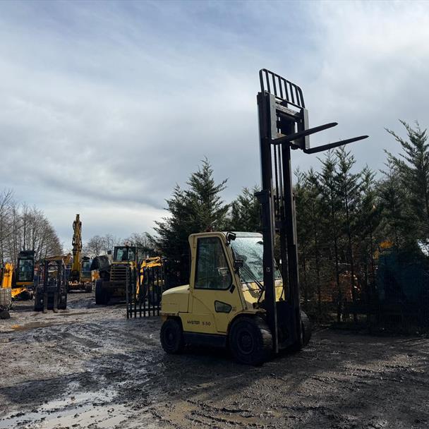 Hyster forklift for sale in Pilsley, Chesterfield — photo 4