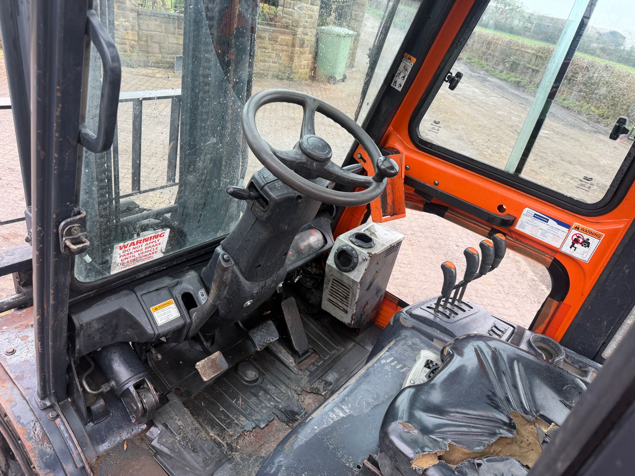 2014 Doosan forklift for sale in Pilsley, Chesterfield — photo 11