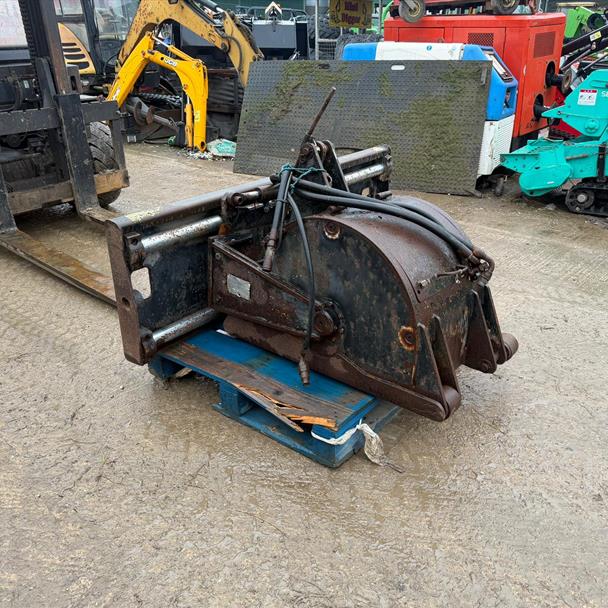 UNIVERSAL BINGHAM AP450H HYDRAULIC SKIDSTEER ASPHALT PATCH PLANER loader for sale in Pilsley, Chesterfield — photo 5
