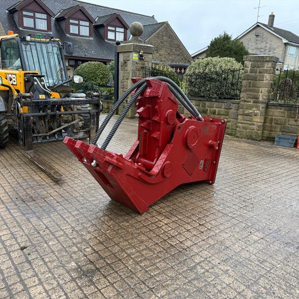 2025 excavator for sale in Pilsley, Chesterfield — photo 5