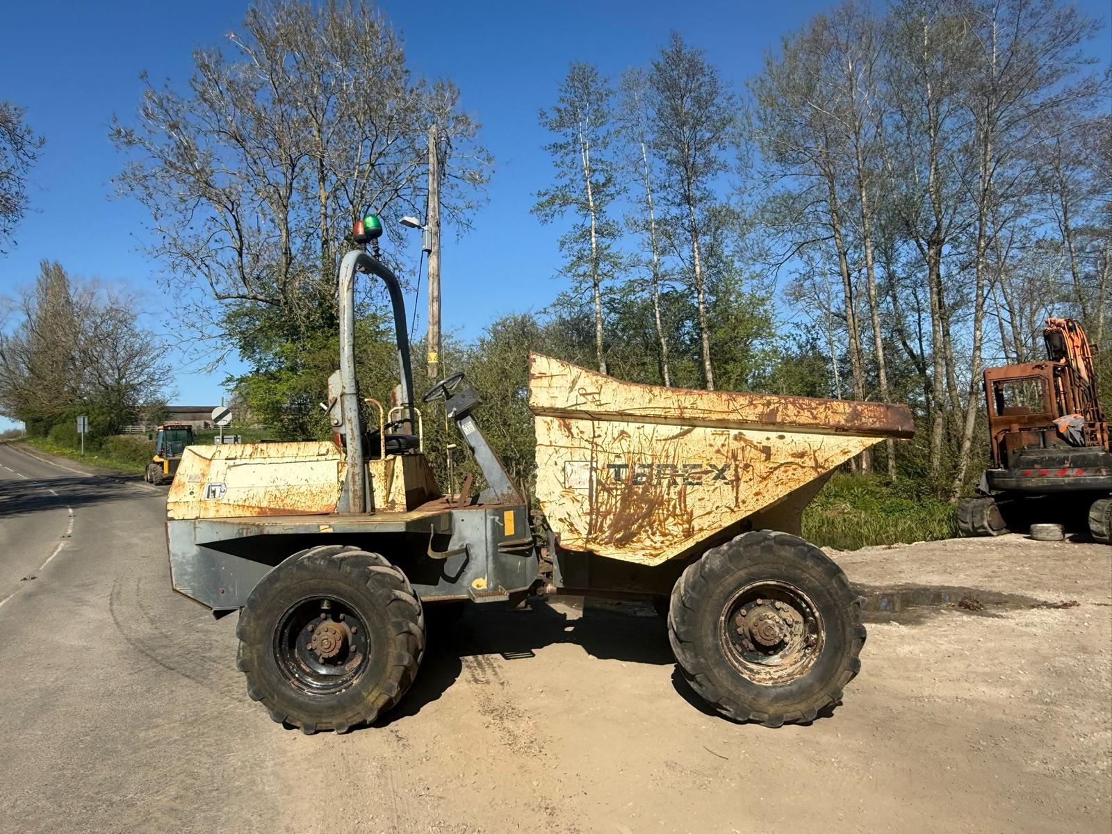 2006 Terex dumper for sale in Pilsley, Chesterfield — photo 2