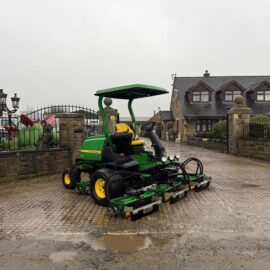 2013 JOHN DEERE 7700 PRECISION CUT 4WD 5 GANG CYLINDER MOWER