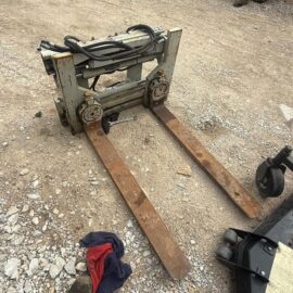 2017 Cascade Hydraulic Fork Positioner