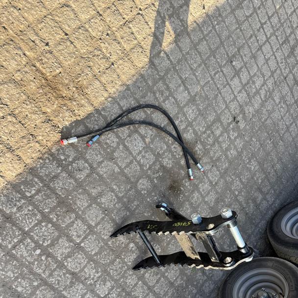 New/Unused Miva Excavator Hydraulic Boom Thumb Grab excavator for sale in Pilsley, Chesterfield — photo 2