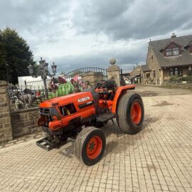 Kubota L3300 35HP 4WD Compact Tractor