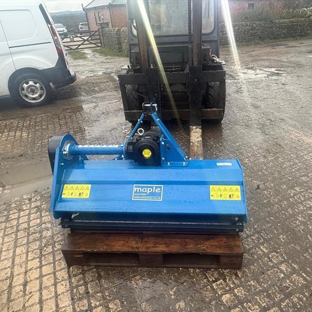 UNUSED MAPLE 1.25 METRE FLAIL MOWER
