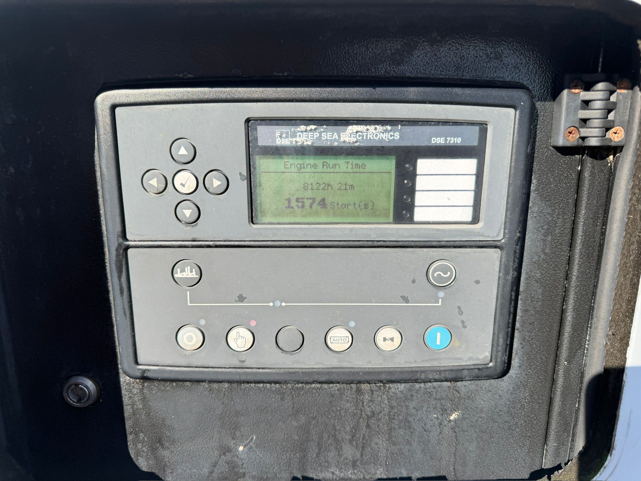 2011 generator for sale in Pilsley, Chesterfield — photo 3