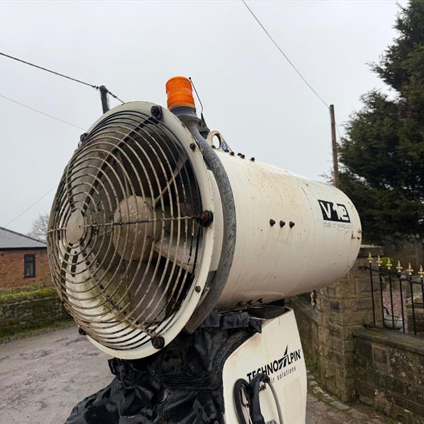 2011 attachment for sale in Pilsley, Chesterfield — photo 4