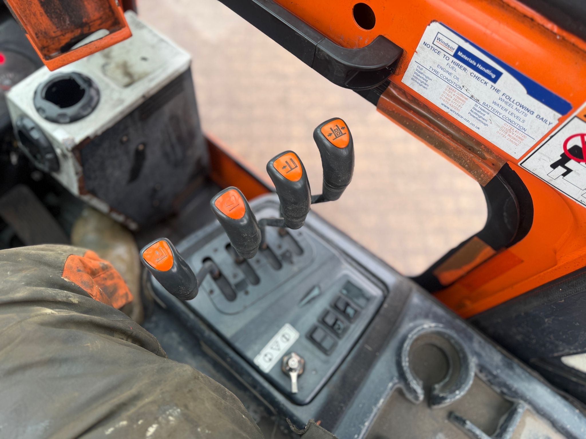 2014 Doosan forklift for sale in Pilsley, Chesterfield — photo 6